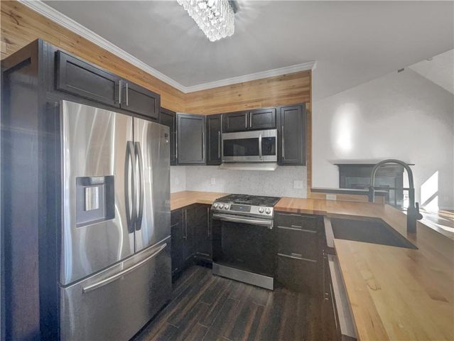 3950 Bear Ridge NW Place, Kennesaw, GA 30144