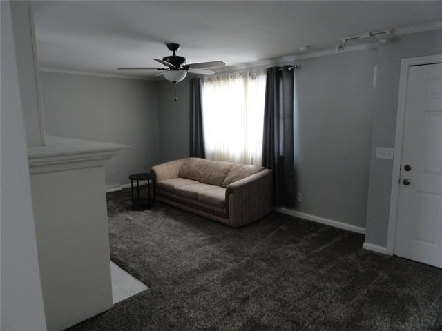 626 SEMINOLE Drive, Erie, PA 16505