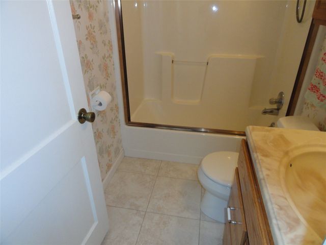 626 SEMINOLE Drive, Erie, PA 16505