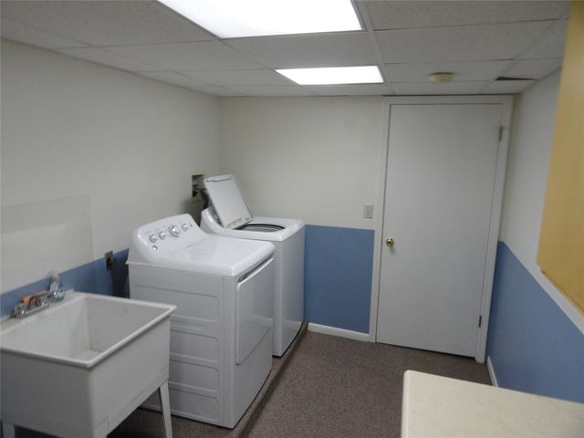 626 SEMINOLE Drive, Erie, PA 16505