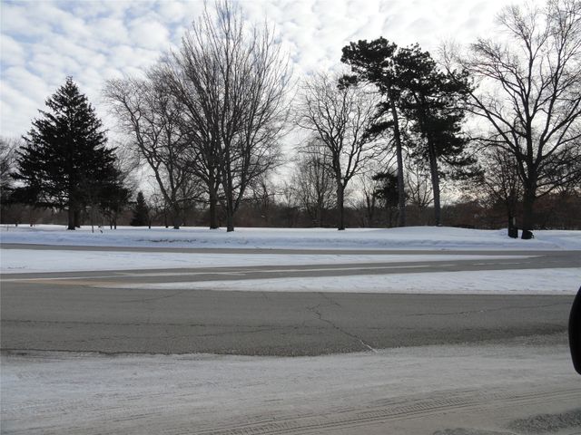 626 SEMINOLE Drive, Erie, PA 16505