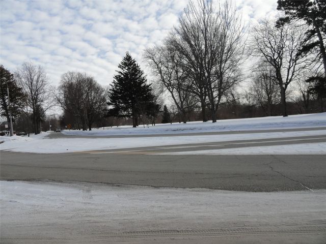 626 SEMINOLE Drive, Erie, PA 16505