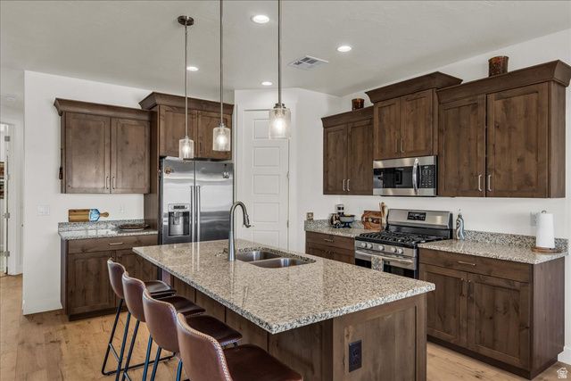 379 N 3200 W, Hurricane, UT 84737