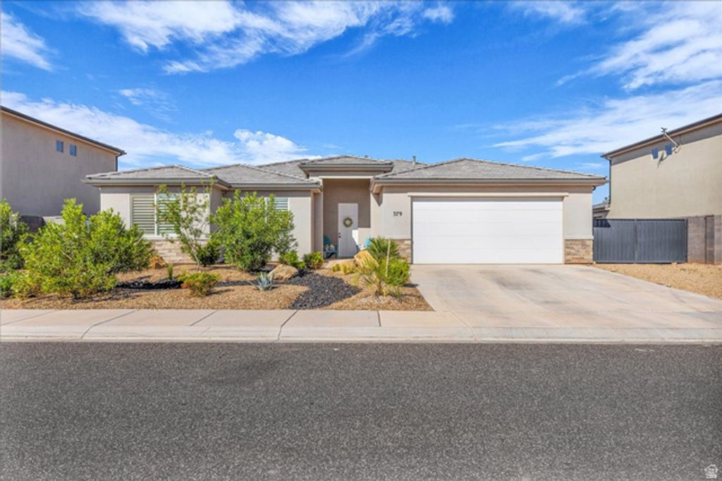 379 N 3200 W, Hurricane, UT 84737