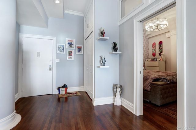 10 Bay Street Landing 5G, Staten Island, NY 10301