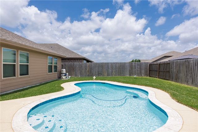 7314 Tristan Dr, Corpus Christi, TX 78414