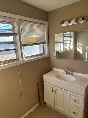 2416 47th Street, Lubbock, TX 79412