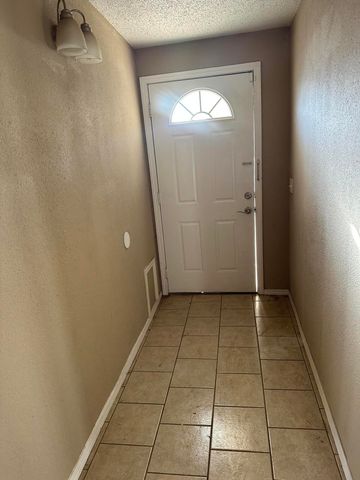 2416 47th Street, Lubbock, TX 79412