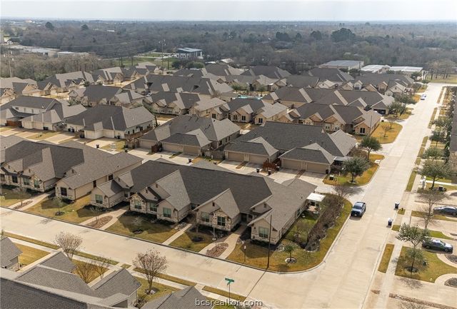 3802 Estes Park, College Station, TX 77845