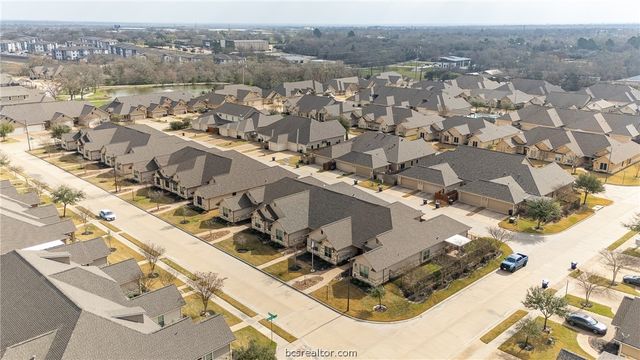 3802 Estes Park, College Station, TX 77845