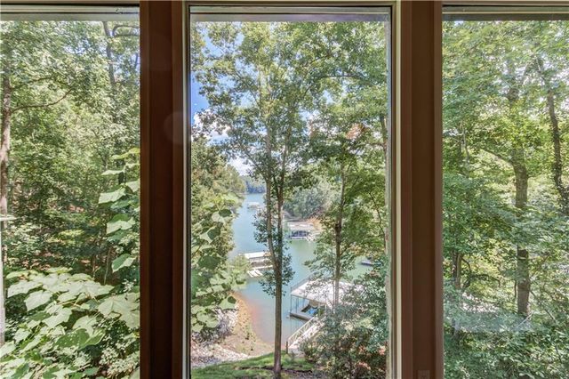 5544 Hidden Harbor Trail, Gainesville, GA 30504