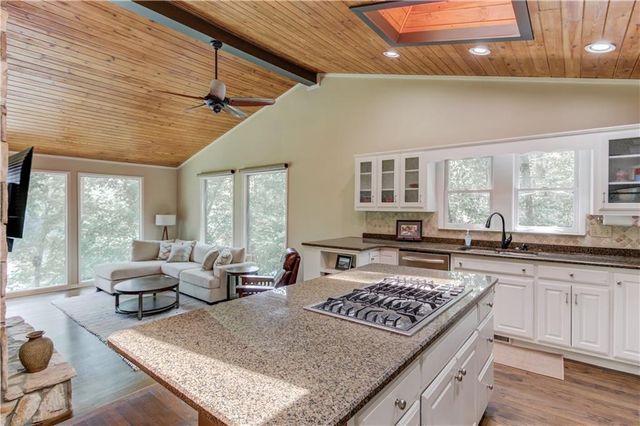 5544 Hidden Harbor Trail, Gainesville, GA 30504