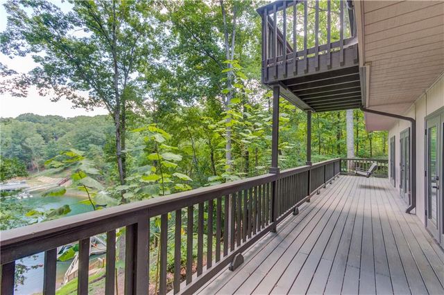 5544 Hidden Harbor Trail, Gainesville, GA 30504