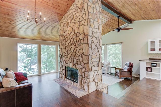 5544 Hidden Harbor Trail, Gainesville, GA 30504