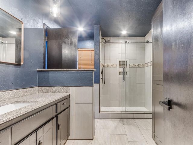 9724 Briarcreek Drive, Oklahoma City, OK 73162