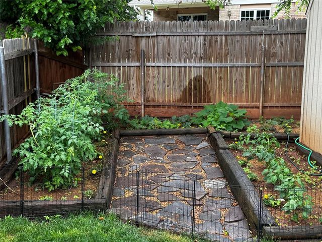 9724 Briarcreek Drive, Oklahoma City, OK 73162