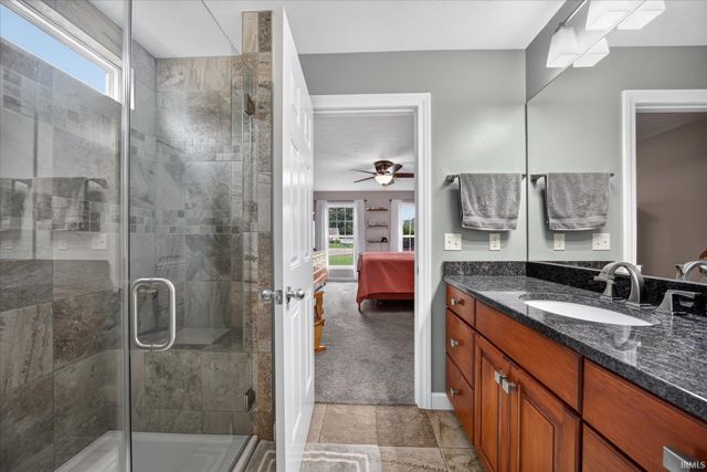 102 Livingston Bay Court, Mishawaka, IN 46544