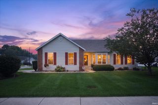 102 Livingston Bay Court, Mishawaka, IN 46544