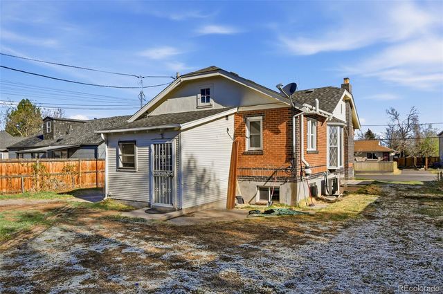 2312 W Baltic Place, Englewood, CO 80110