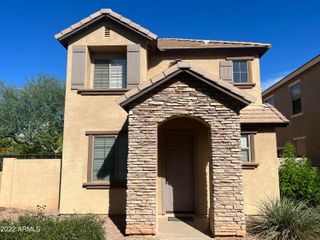 146 E CATCLAW Street, Gilbert, AZ 85296