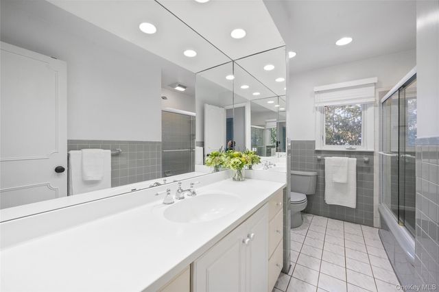 124 Hillandale Drive, New Rochelle, NY 10804