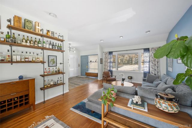 124 Hillandale Drive, New Rochelle, NY 10804