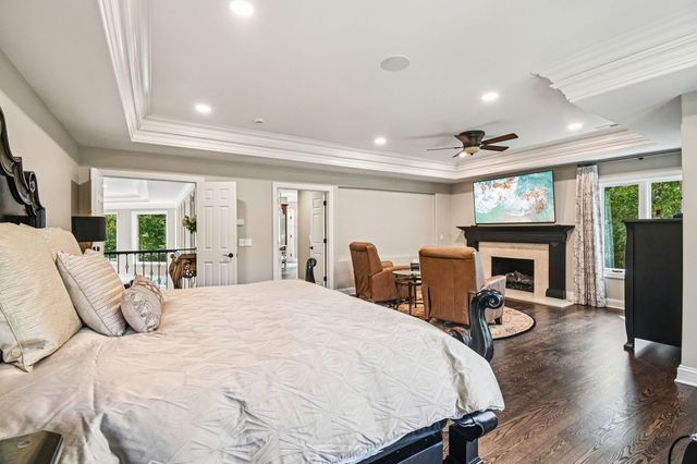 3001 Glen Eagles Court, St. Charles, IL 60174