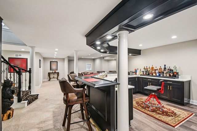 3001 Glen Eagles Court, St. Charles, IL 60174