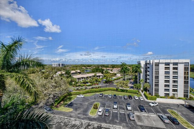 7754 Lakeside Boulevard 483, Boca Raton, FL 33434