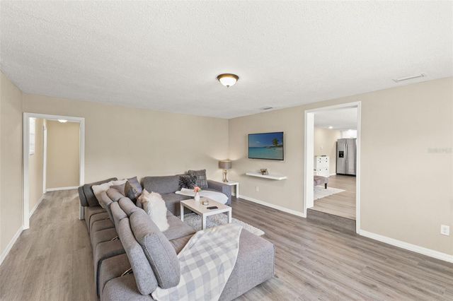 7901 N PACKWOOD AVENUE, Tampa, FL 33604