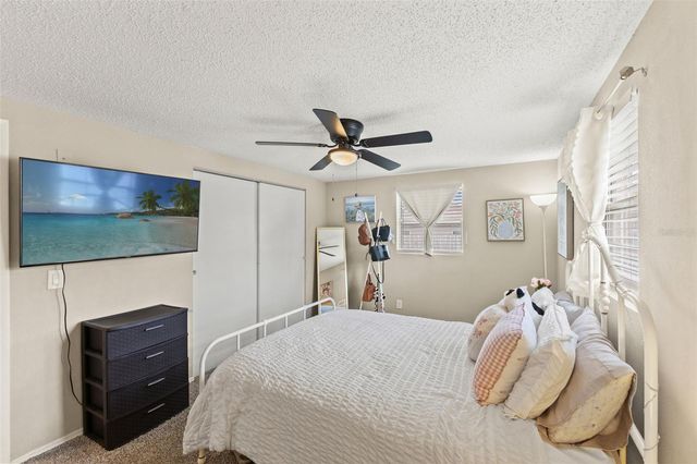 7901 N PACKWOOD AVENUE, Tampa, FL 33604