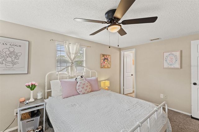 7901 N PACKWOOD AVENUE, Tampa, FL 33604