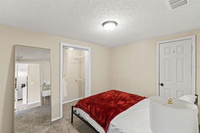 7901 N PACKWOOD AVENUE, Tampa, FL 33604