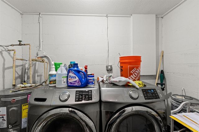 7901 N PACKWOOD AVENUE, Tampa, FL 33604