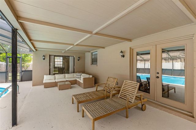 7901 N PACKWOOD AVENUE, Tampa, FL 33604