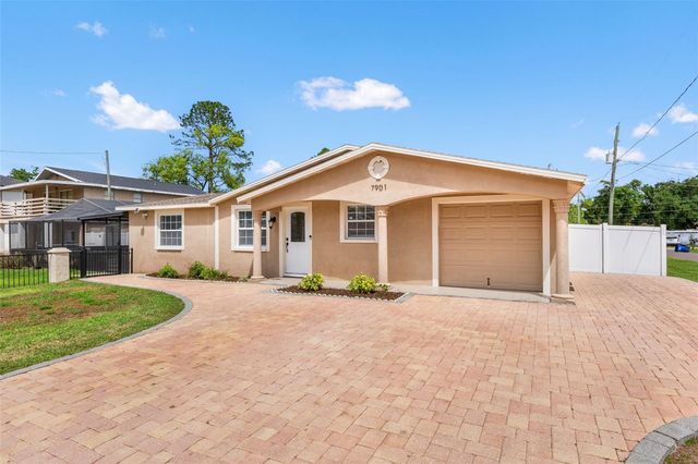 7901 N PACKWOOD AVENUE, Tampa, FL 33604