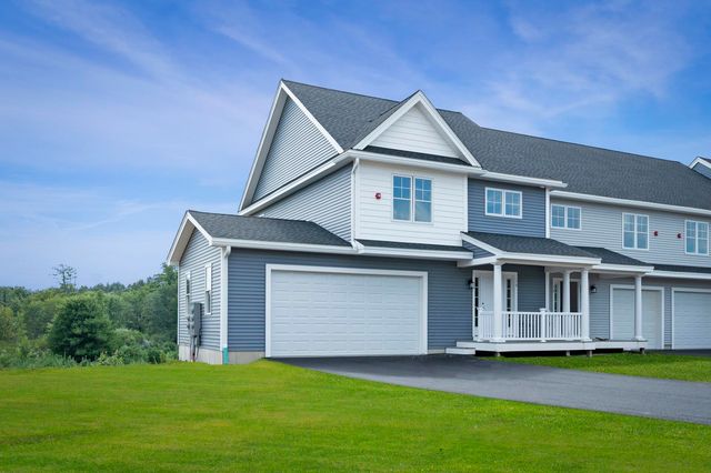 61 Crestview Way, Raymond, NH 03077