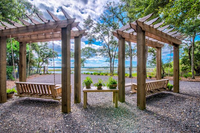 2866 Maritime Forest Drive, Johns Island, SC 29455