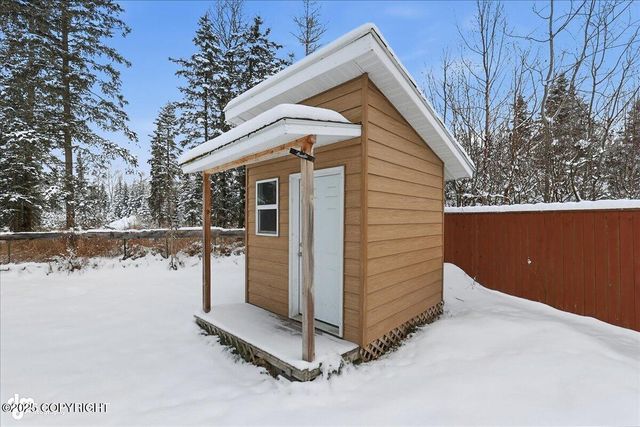 262 Charity Circle, Soldotna, AK 99669