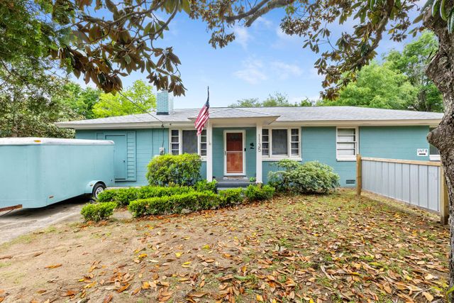 1135 Greenhill Road, Charleston, SC 29412