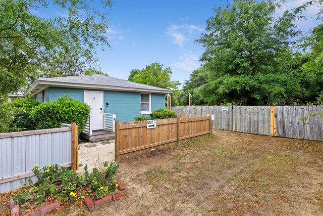 1135 Greenhill Road, Charleston, SC 29412