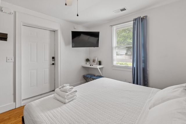 1135 Greenhill Road, Charleston, SC 29412