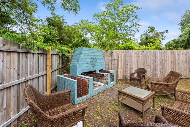 1135 Greenhill Road, Charleston, SC 29412