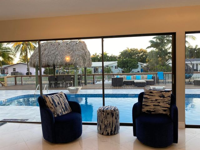 6220 SW 14th Street, Plantation, FL 33317