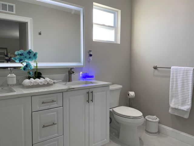 6220 SW 14th Street, Plantation, FL 33317