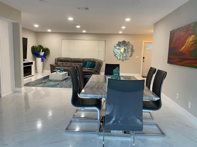 6220 SW 14th Street, Plantation, FL 33317