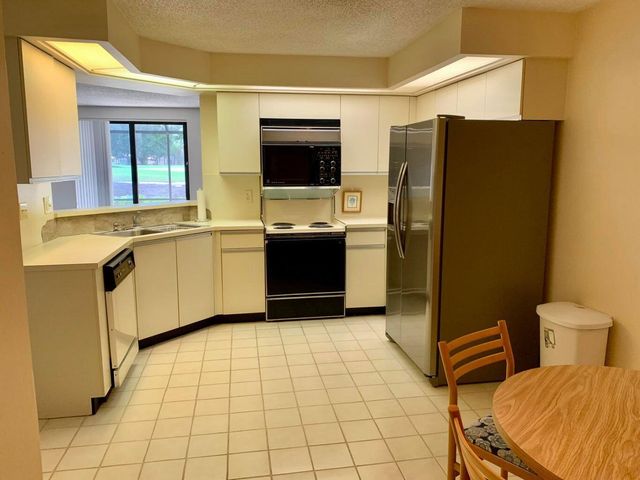 723 Windermere Way, Palm Beach Gardens, FL 33418