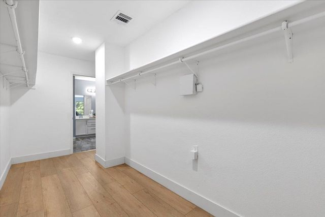 1222 Minerva ST, Austin, TX 78753