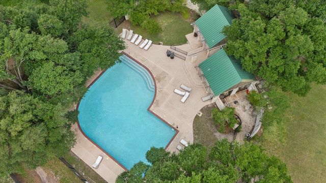 1222 Minerva ST, Austin, TX 78753