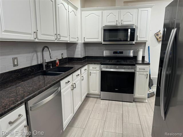 5016 Mead Street, Dearborn, MI 48126